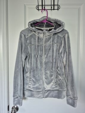 daisy fuentes Plush Hooded Zip-Up Jacket in Light Gray